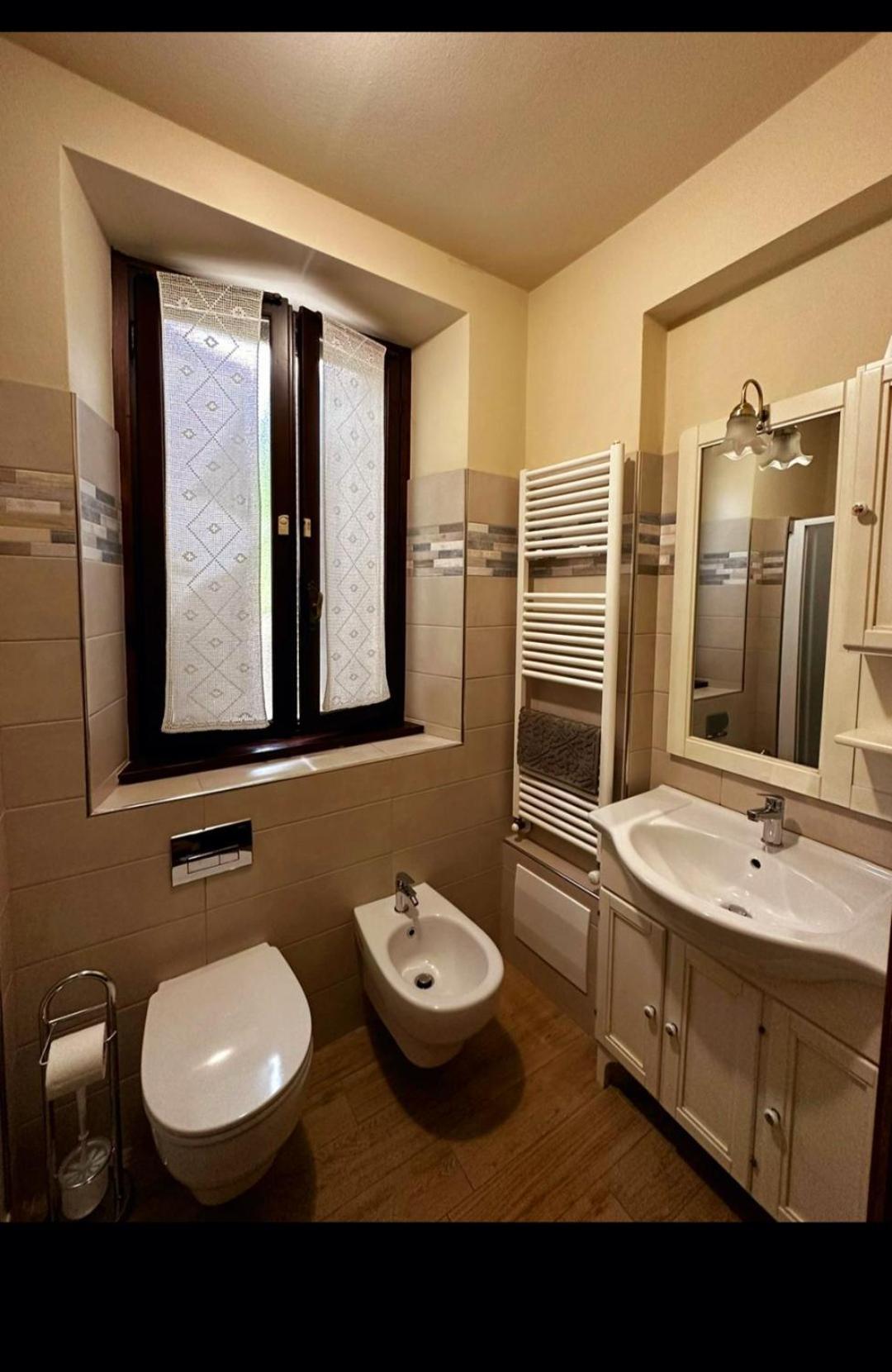 A Collodi Io & Mamma100 M Dal Parco Di Pinocchio Bed & Breakfast Phòng bức ảnh